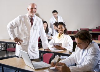 nursing teachers in demand